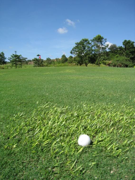 http://i275.photobucket.com/albums/jj282/gilagolf/nilai%20springs/IMG_0849.jpg