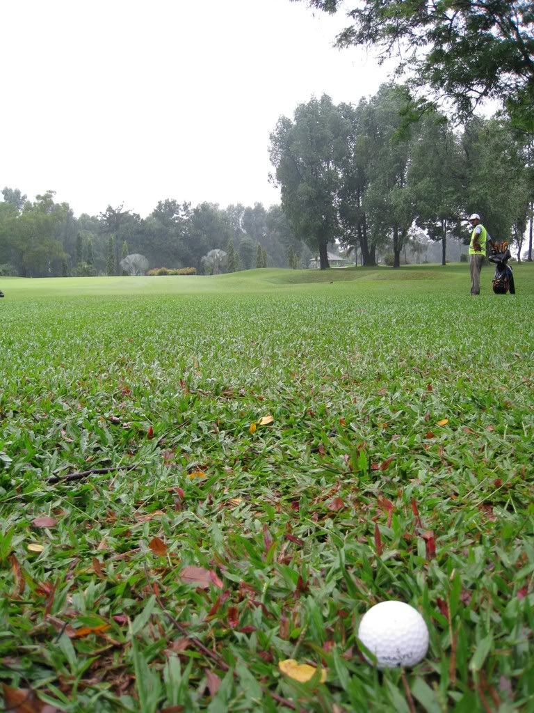 http://i275.photobucket.com/albums/jj282/gilagolf/subang%20national/IMG_0778.jpg