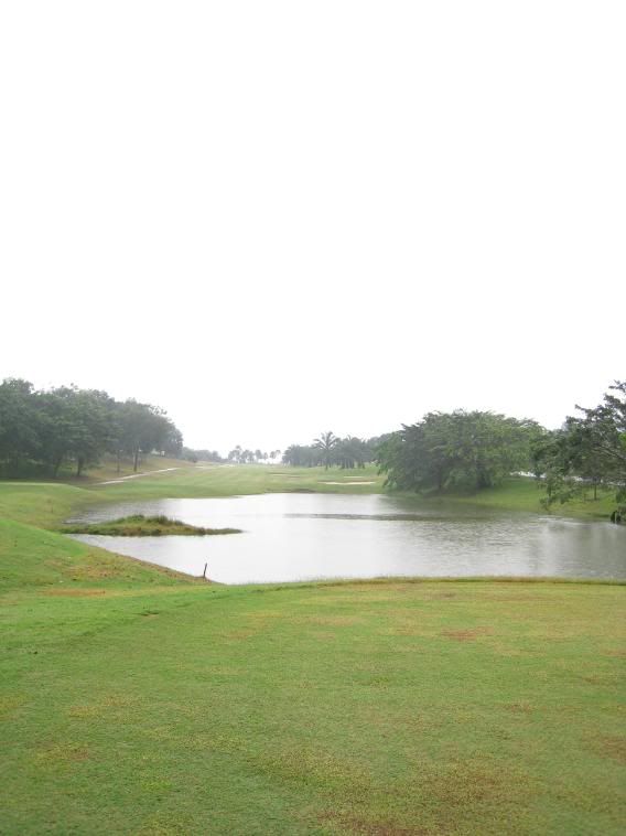 http://i275.photobucket.com/albums/jj282/gilagolf/tiara%20melaka/IMG_0720.jpg