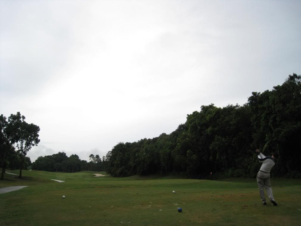 http://i275.photobucket.com/albums/jj282/gilagolf/tiara%20melaka/IMG_0731.jpg