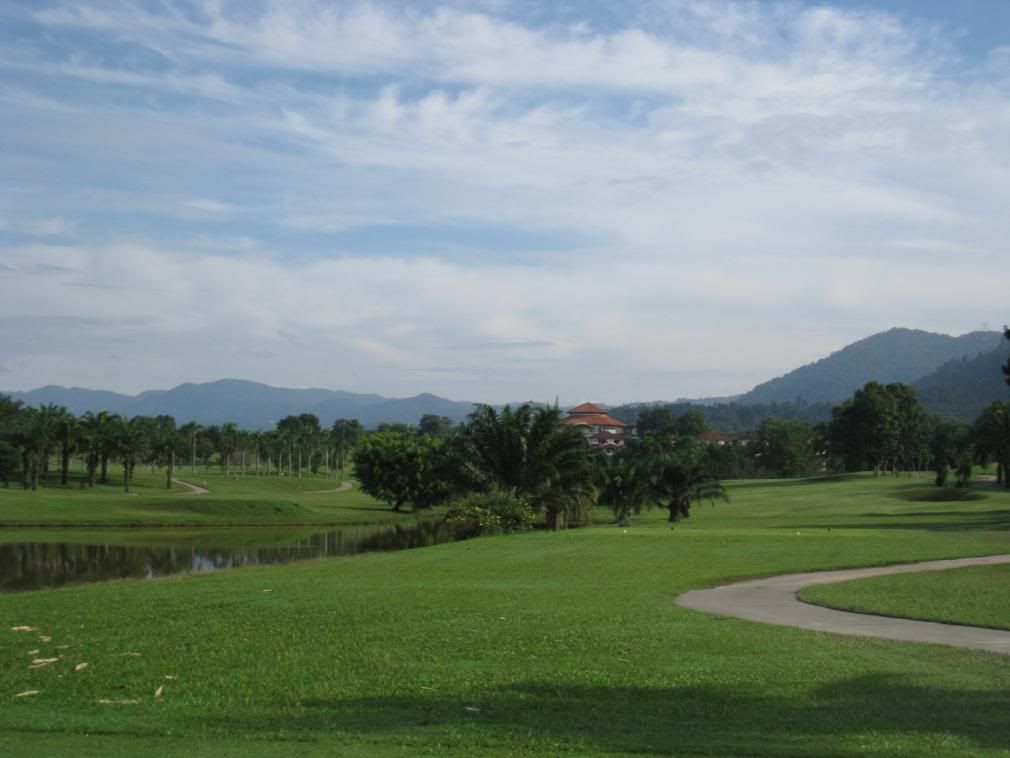 http://i275.photobucket.com/albums/jj282/gilagolf/tuanku%20jaafar/IMG_0863.jpg