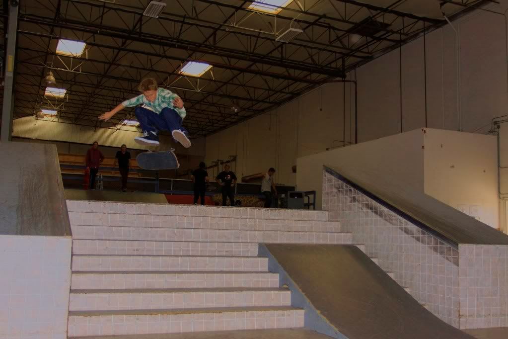 IMAGE: http://i275.photobucket.com/albums/jj285/johnv42/001.jpg