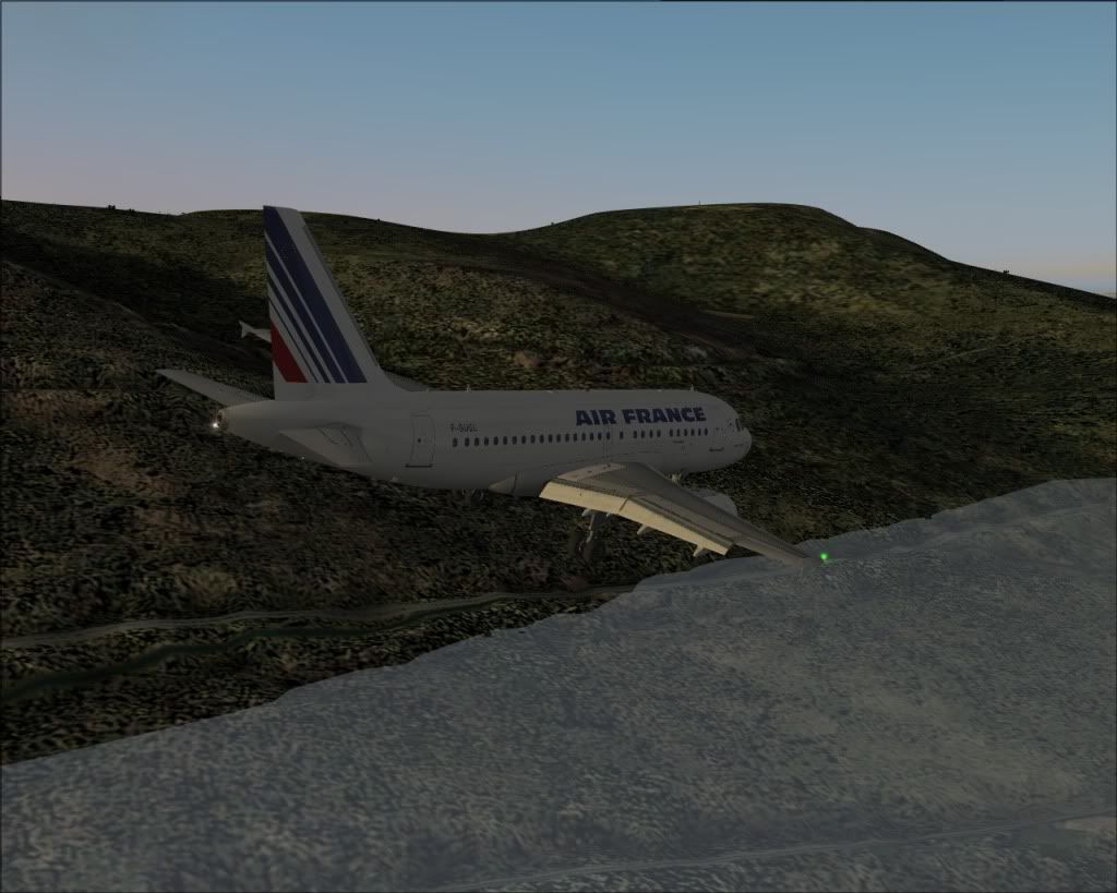 FlightSim04Jun062148.jpg