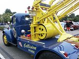 th_carsChevyTowTruck9-5-04_4E.jpg