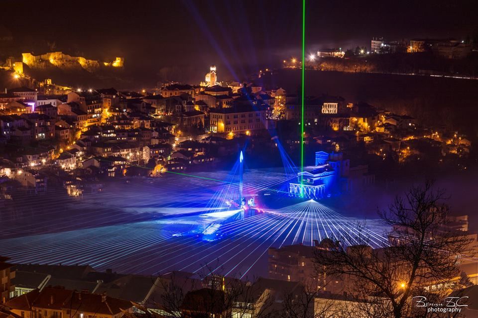 1622756_804511326290055_6249766358023886