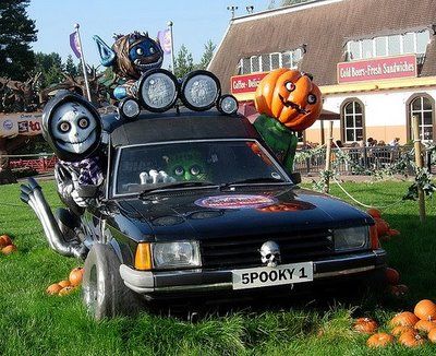 halloween_car_2.jpg