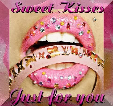 SWEET KISSES Pictures, Images and Photos