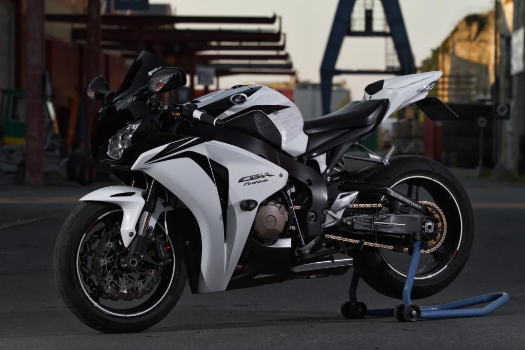 IMAGE: http://i275.photobucket.com/albums/jj298/Kawa-Rimol/IMG_4445_zps0e64cefe.jpg