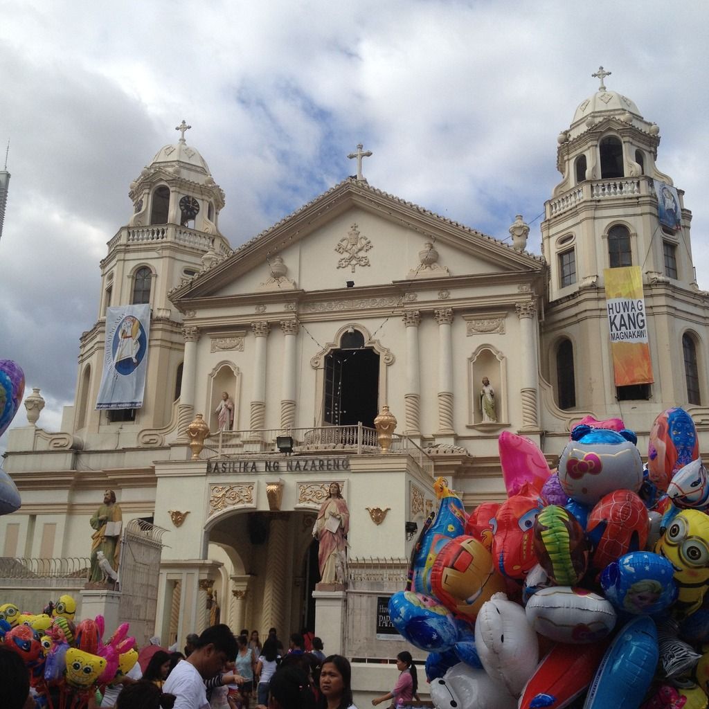 Quiapo Church in Manila, Philippines Quiapo Church in Manila, Philippines