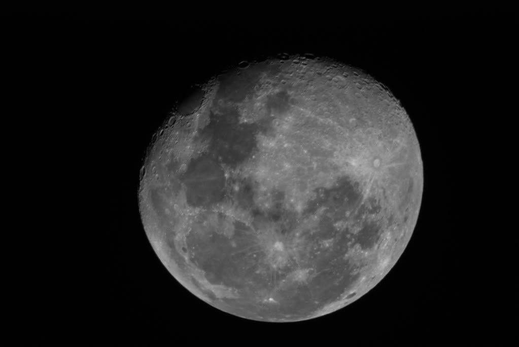 Moon_Nikon_8-5-2012.jpg