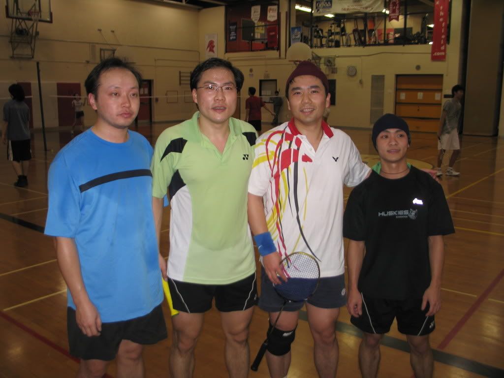 http://i275.photobucket.com/albums/jj310/caryluo/Badminton183.jpg