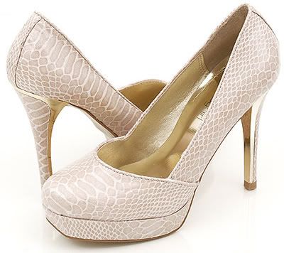 round toe or square wedding bridal shoes