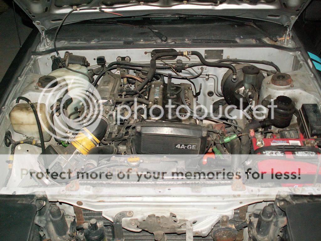 AE86 Engine Bay Photo by Aadon_G | Photobucket